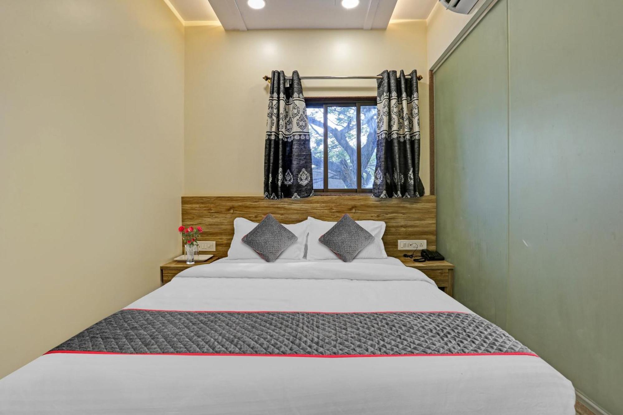 Super Hotel O Kiwi International Мумбаи Экстерьер фото